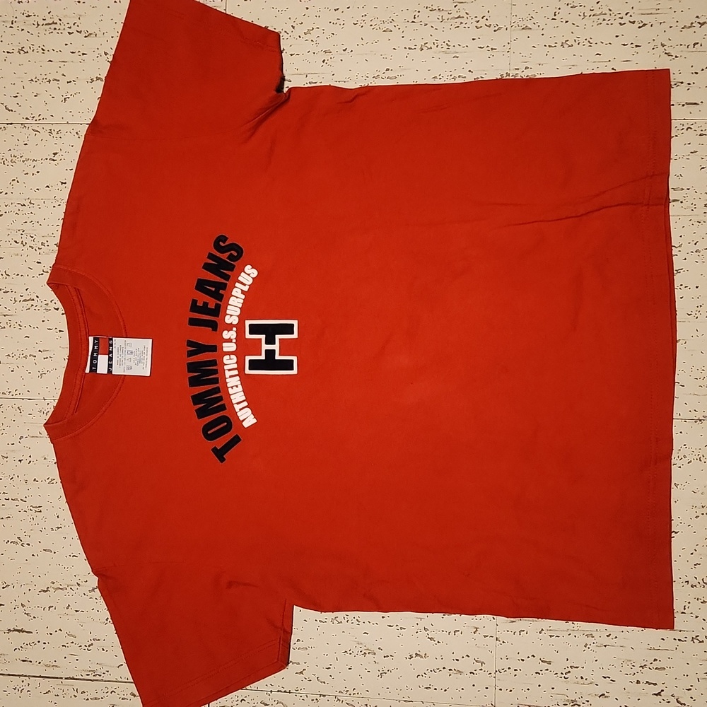 Tommy Hilfiger Jeans Red Spellout Logo Crewneck T-Shirt Vintage 90s
